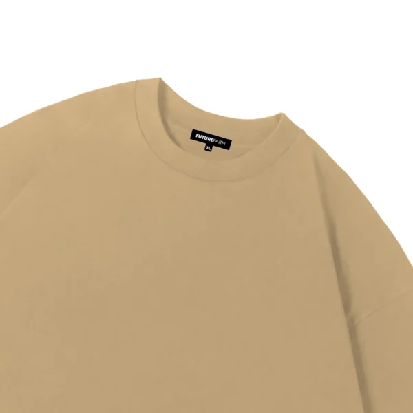 FUTUREFAITH - Tshirt Boxy Oversize Basic Uniseks Beige - Image 2